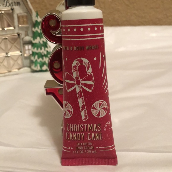 New Christmas Candy Cane Shea Butter Hand Cream & Crushed Candy Cane Hand Gel - Picture 4 of 5